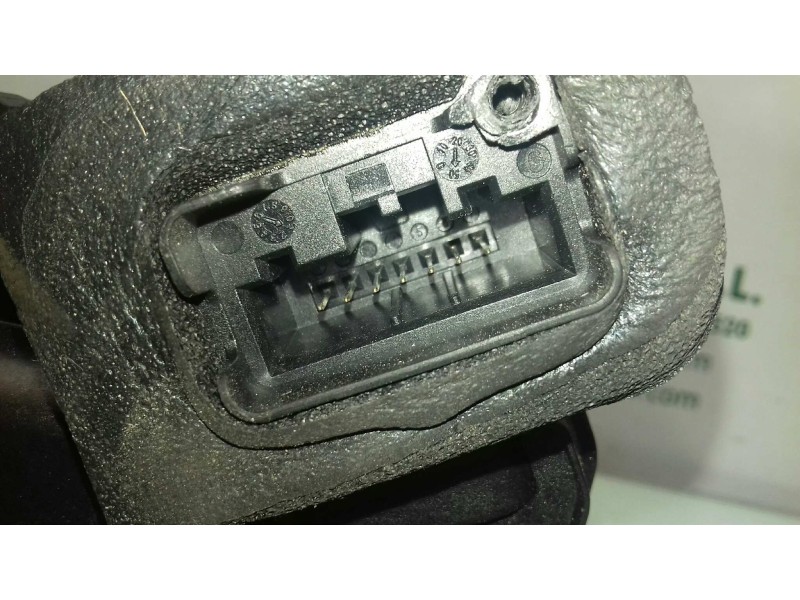 Recambio de cerradura puerta delantera derecha para seat leon st (5f8) reference referencia OEM IAM 5K1837016E 7 PINES NEGRO