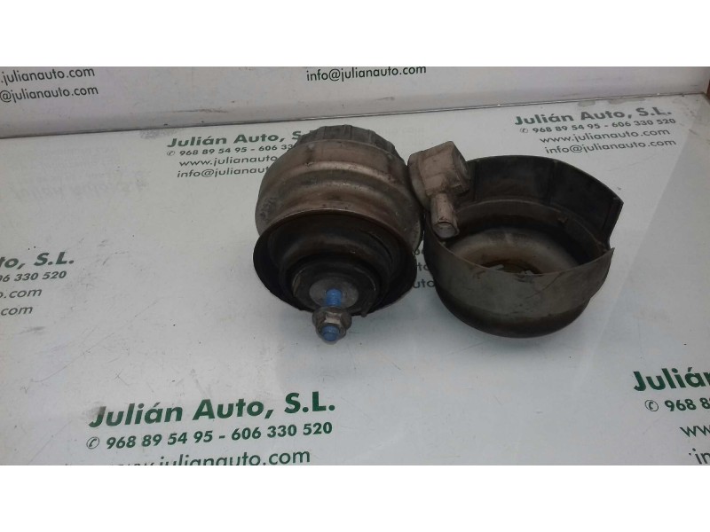 Recambio de soporte motor izquierdo para audi a6 berlina (4f2) 2.7 tdi referencia OEM IAM 4F0199379L  