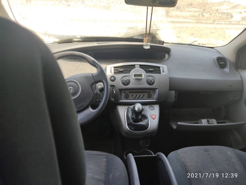 renault scenic ii del año 2007