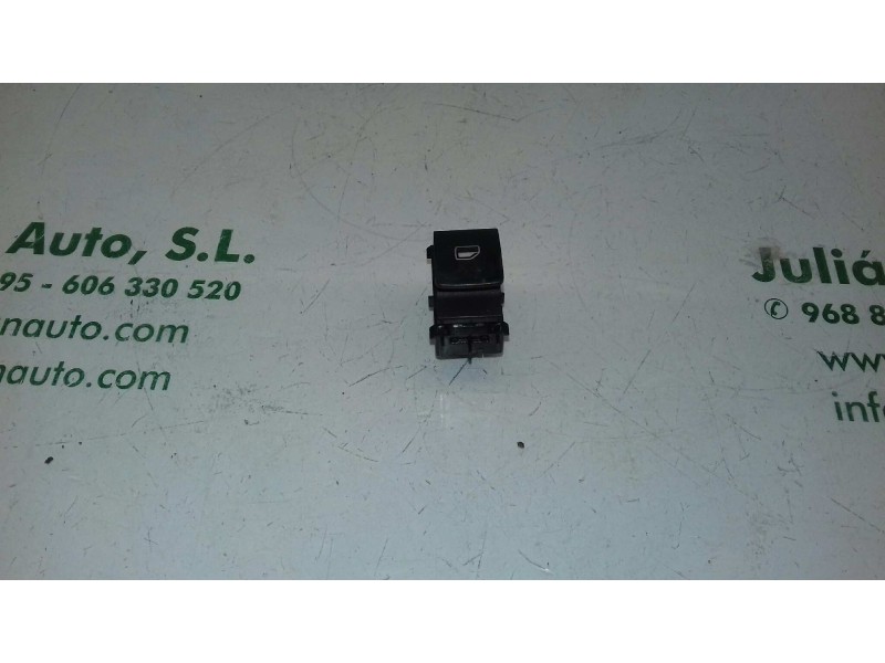 Recambio de mando elevalunas trasero derecho para seat leon (5f1) style referencia OEM IAM 5G0959855A  