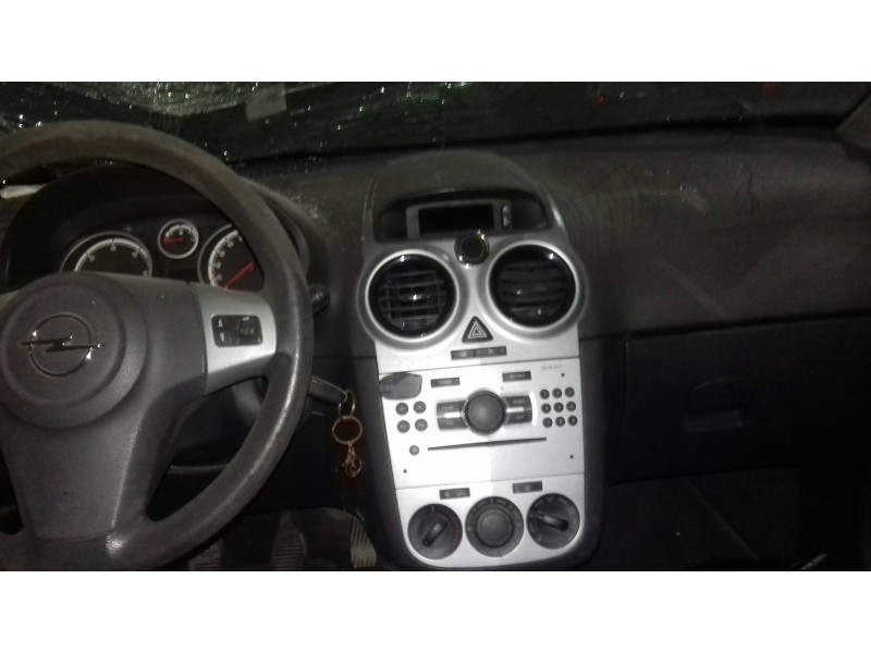 opel corsa d del año 2010