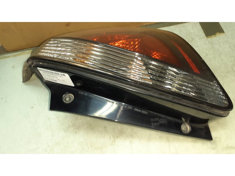 Recambio de piloto trasero derecho para kia rio 1.5 crdi active referencia OEM IAM 924021G2R 92402 924021G2