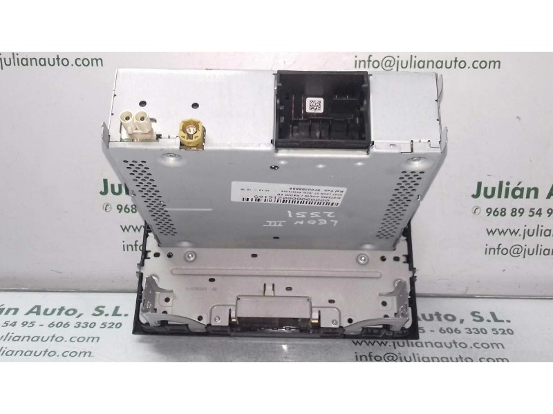 Recambio de sistema audio / radio cd para seat leon st (5f8) reference referencia OEM IAM 5F0035888A A2C90839402 BLUETOOTH