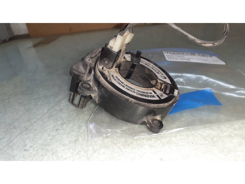 Recambio de anillo airbag para renault kangoo (f/kc0) 1.5 dci diesel referencia OEM IAM 36796M 7700840099F  Recambio de anillo airbag para renault kangoo (f/kc0) 1.5 dci diesel referencia OEM IAM 36796M 7700840099F