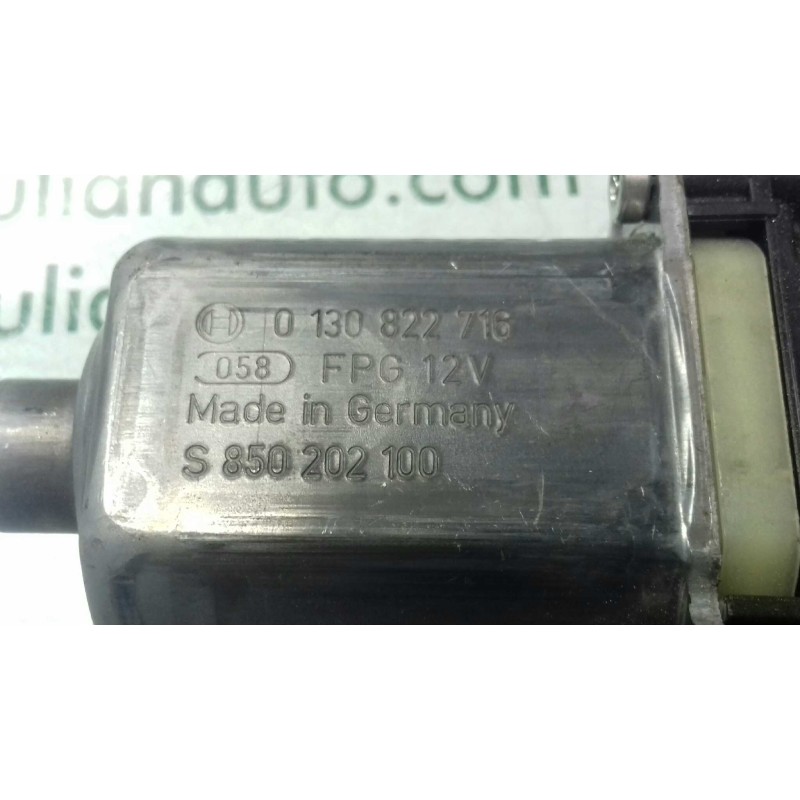 Recambio de motor elevalunas delantero derecho para seat leon st (5f8) reference referencia OEM IAM 5Q0959802B 0130822716 S85020