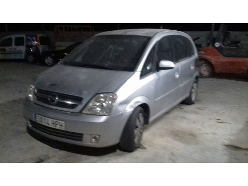 opel meriva del año 2004