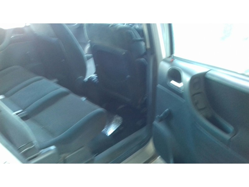 opel zafira a del año 2004