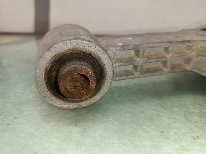 Recambio de soporte motor para hyundai i20 basis referencia OEM IAM   