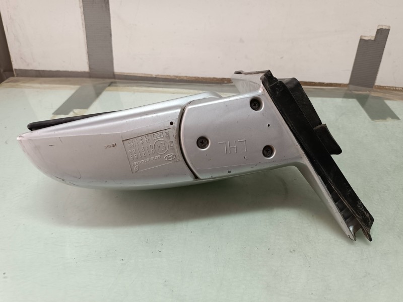 Recambio de retrovisor izquierdo para hyundai accent (lc) gls crdi referencia OEM IAM 090108 A25S ELECTRICO