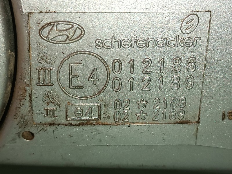 Recambio de retrovisor izquierdo para hyundai accent (lc) gls crdi referencia OEM IAM 090108 A25S ELECTRICO