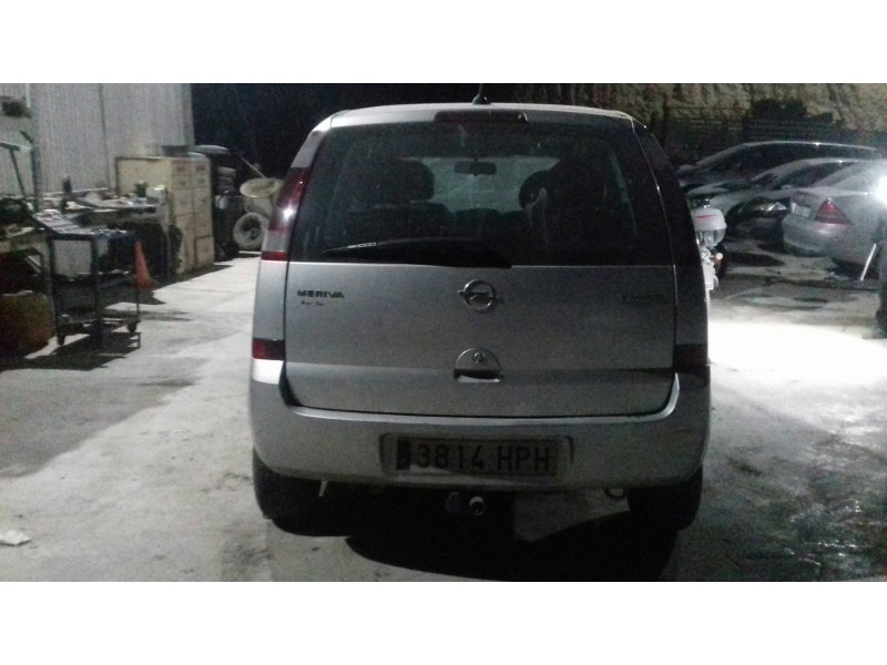 opel meriva del año 2004