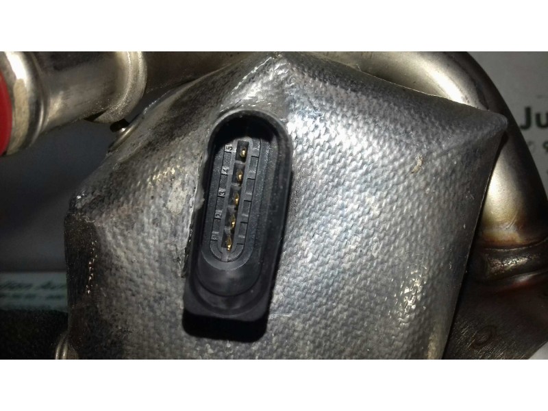 Recambio de valvula egr para seat leon st (5f8) reference referencia OEM IAM 04L131512D Y2392011 BEHR