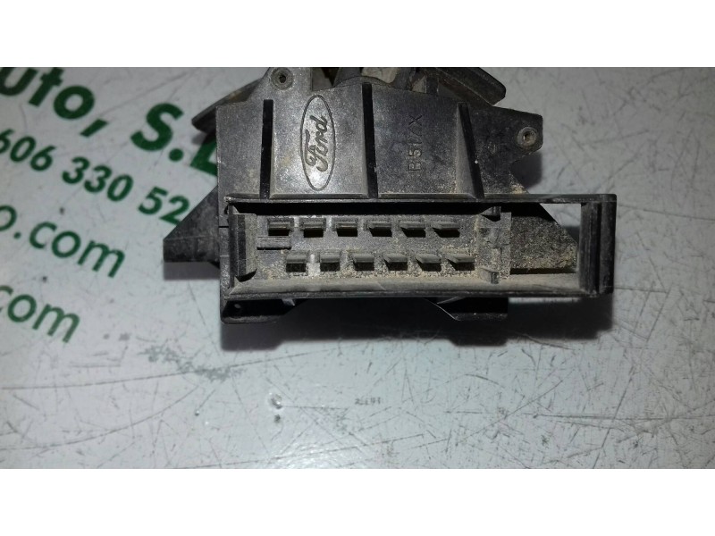 Recambio de mando limpia para ford transit bus 1995 tourneo 2.5 referencia OEM IAM 92YB11K665BA   Recambio de mando limpia para ford transit bus 1995 tourneo 2.5 referencia OEM IAM 92YB11K665BA