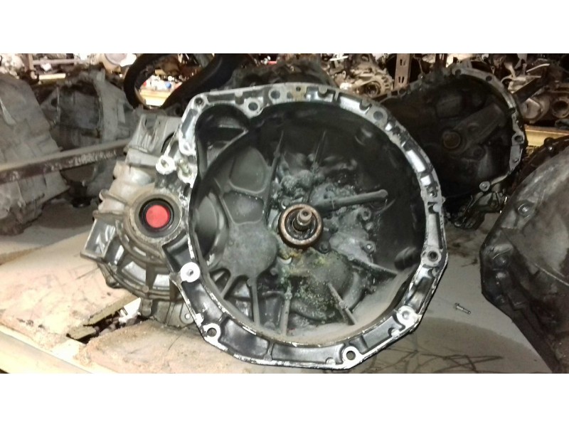 Recambio de caja cambios para renault megane ii berlina 5p confort dynamique referencia OEM IAM ND0000820012  6 VELOCIDADES