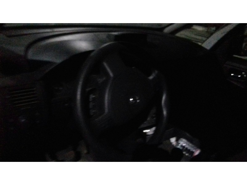 opel meriva del año 2004