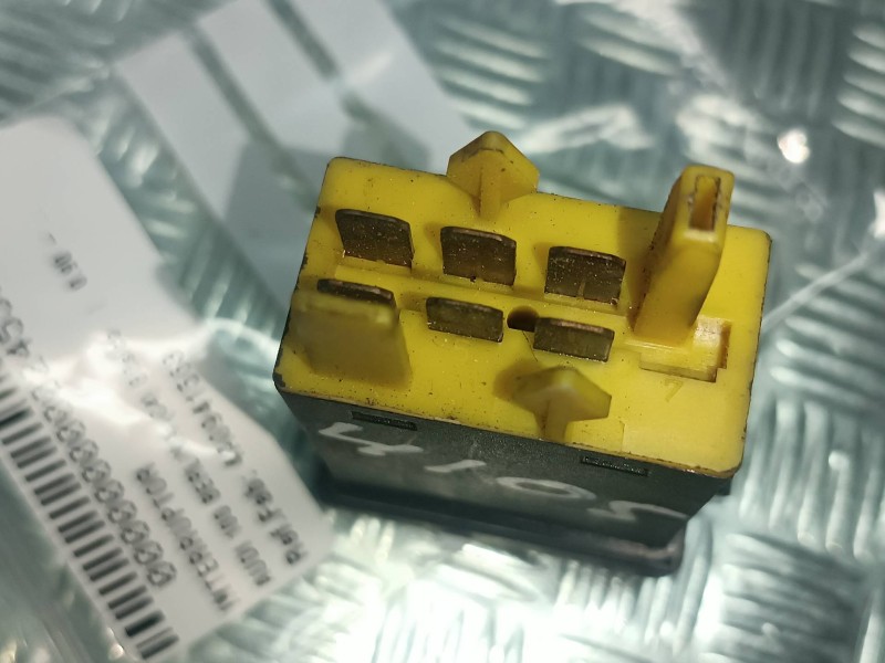 Recambio de interruptor para audi 100 berlina (c4) básico referencia OEM IAM 4A0941563  ANTINIEBLA