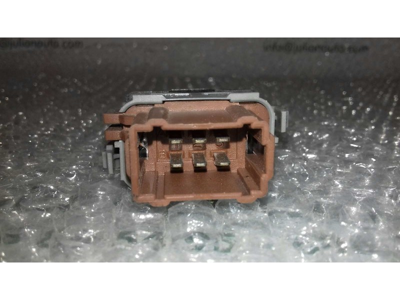 Recambio de interruptor para renault megane ii berlina 5p dynamique referencia OEM IAM 2808201 364795 CIERRE