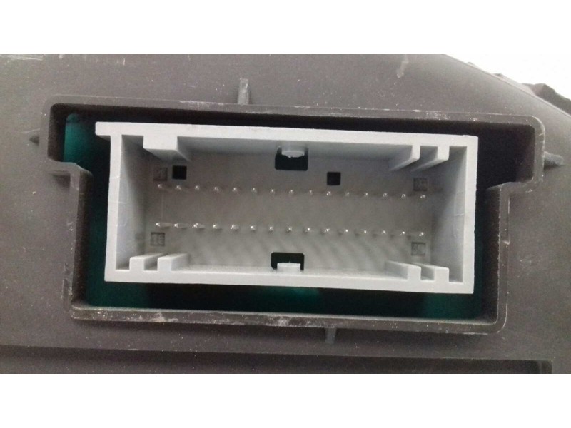 Recambio de cuadro instrumentos para renault megane ii berlina 5p dynamique referencia OEM IAM 8200399700A PCAB111587 VISTEON