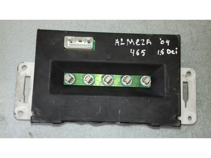 Recambio de pantalla multifuncion para nissan almera (n16/e) acenta referencia OEM IAM 216776529A  