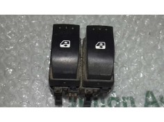 Recambio de mando elevalunas delantero izquierdo para renault megane ii berlina 5p dynamique referencia OEM IAM 315040A CONECTOR