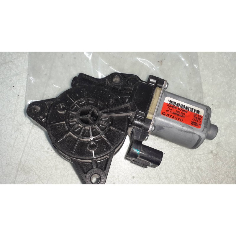 Recambio de motor elevalunas trasero derecho para hyundai tucson essence bluedrive 2wd referencia OEM IAM 83460D7000 00110058468