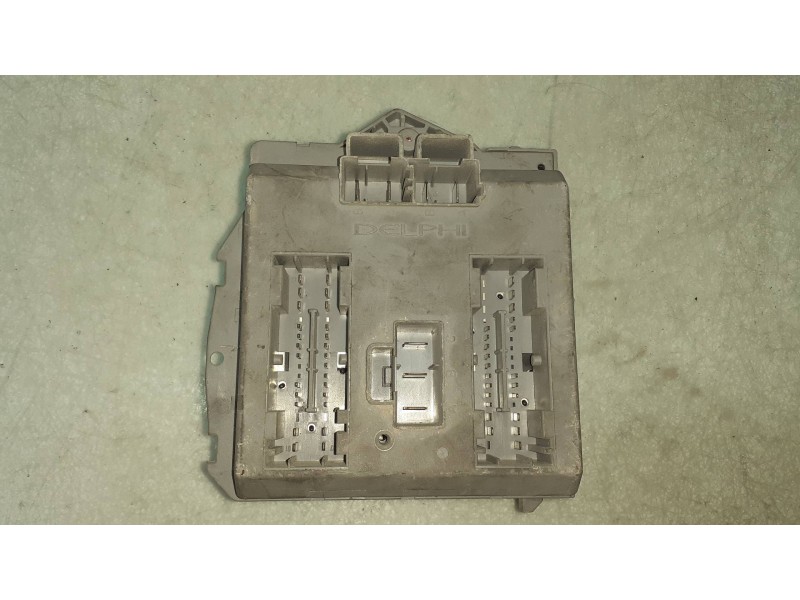 Recambio de caja reles / fusibles para fiat doblo (119) 1.6 16v elx referencia OEM IAM 46752706  DELPHI