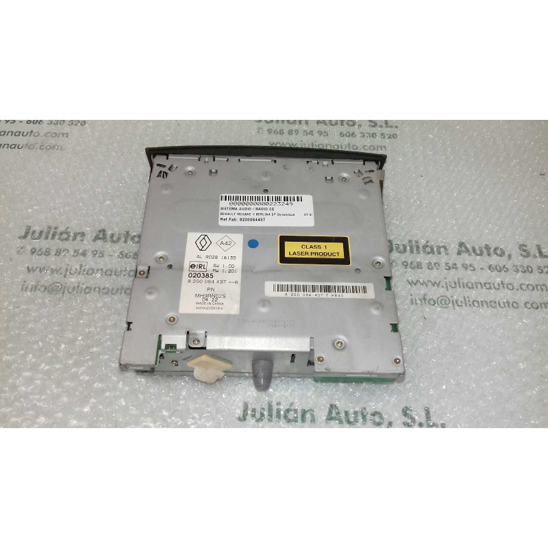 Recambio de sistema audio / radio cd para renault megane ii berlina 5p dynamique referencia OEM IAM 8200084437 8200084437A R02S1