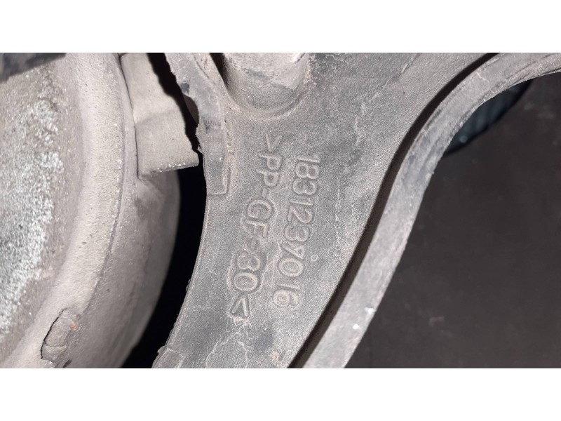 Recambio de electroventilador para citroen xsara picasso 1.6 hdi 90 exclusive referencia OEM IAM 1831237016  