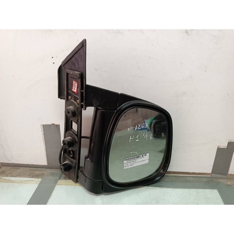 Recambio de retrovisor derecho para hyundai h 1 h 1 furg.caja cerr.c. puerta referencia OEM IAM 015417  ELECTRICO