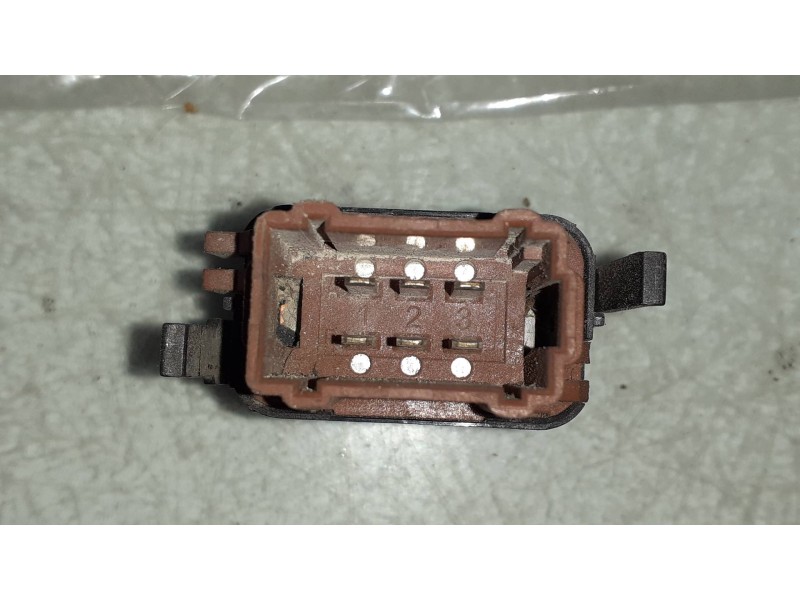 Recambio de interruptor para renault clio ii fase ii (b/cb0) referencia OEM IAM 26488  