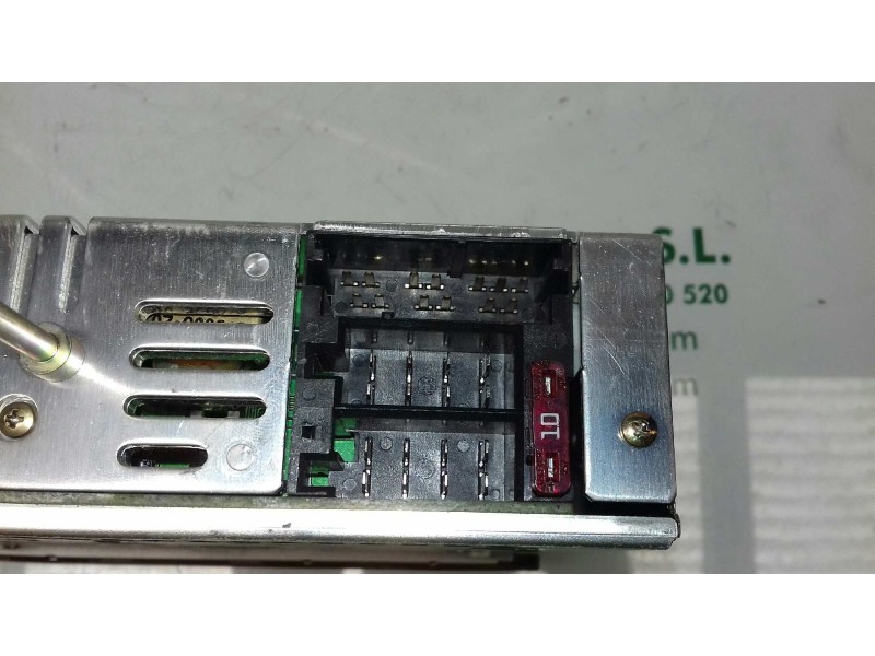 Recambio de sistema audio / radio cd para peugeot 307 (s1) xn referencia OEM IAM 96476647XT PU2471A CLARION