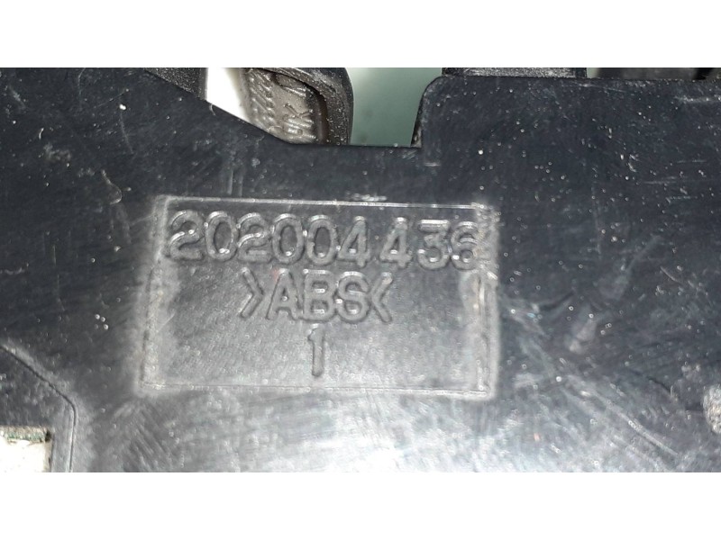 Recambio de mando elevalunas delantero izquierdo para kia rio 1.5 crdi ex1 referencia OEM IAM 935701G110 202004436 