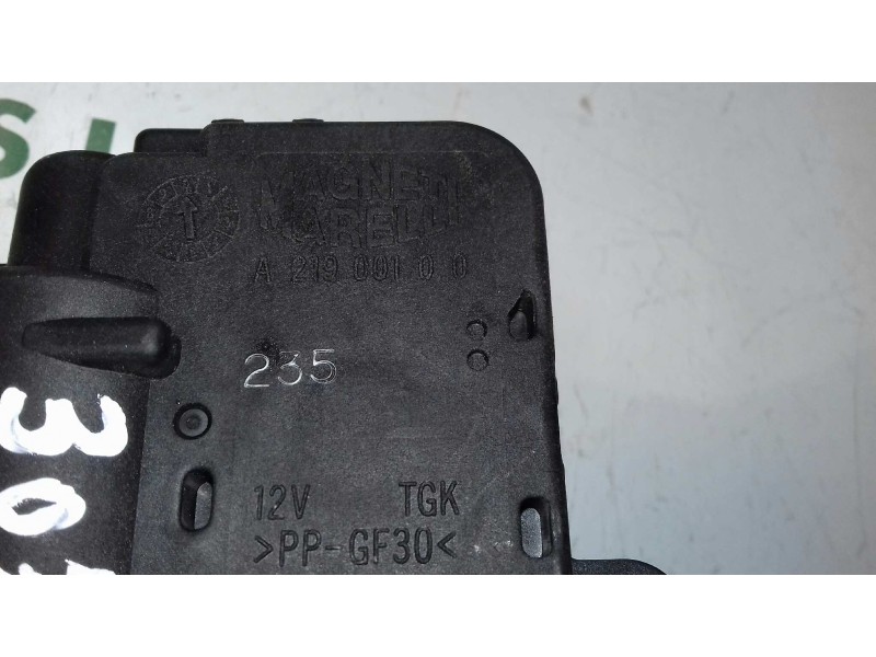 Recambio de motor calefaccion para peugeot 307 (s1) xn referencia OEM IAM A21900100  MAGNETI MARELLI