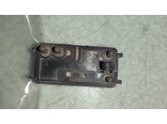 Recambio de mando elevalunas trasero derecho para mercedes-benz clase c (w202) berlina 180 (202.018) referencia OEM IAM 20282053 2