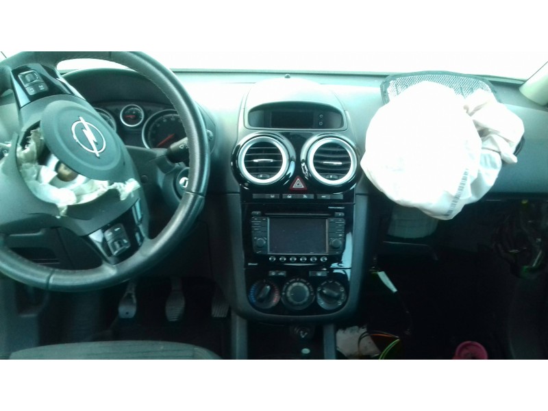 opel corsa d del año 2014