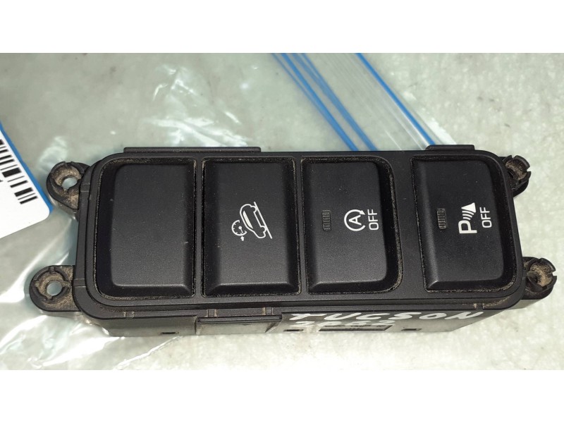 Recambio de mando multifuncion para hyundai tucson essence bluedrive 2wd referencia OEM IAM 93300D7550 P440540 