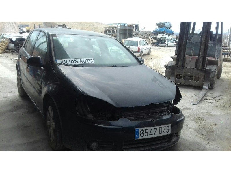 volkswagen golf v berlina (1k1) del año 2006