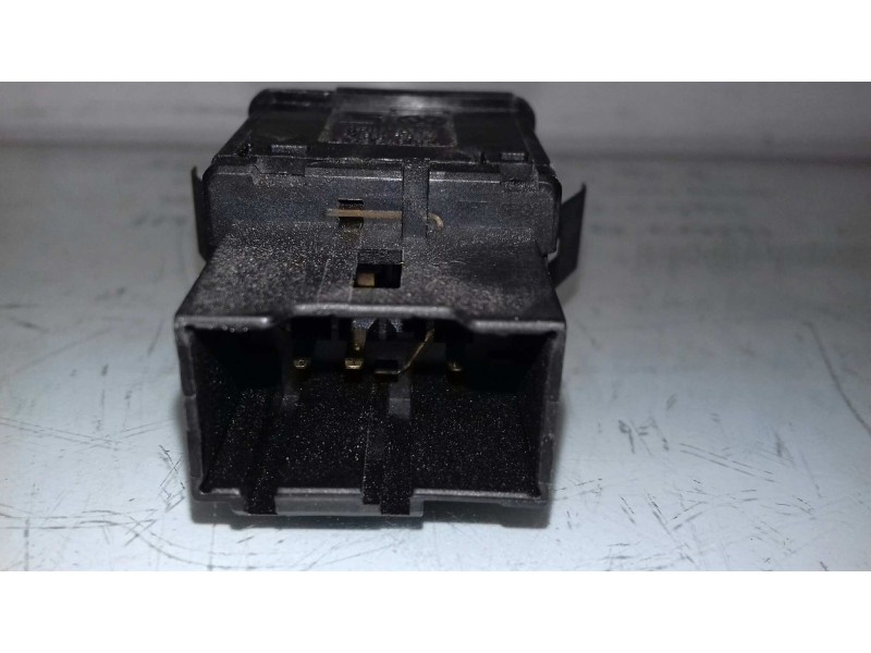 Recambio de warning para seat cordoba berlina (6l2) signo/a referencia OEM IAM 6L1953235A  