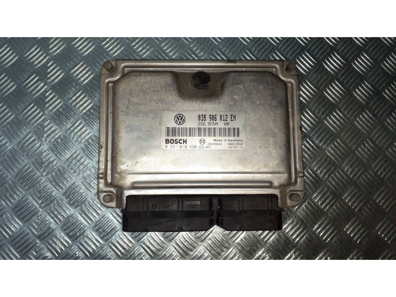 Recambio de centralita motor uce para seat ibiza (6l1) stella referencia OEM IAM 038906012EM 0281010690 BOSCH