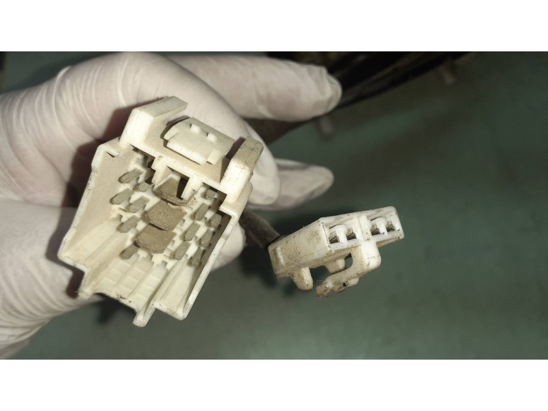 Recambio de mando luces para kia carnival 2.2 crdi vgt active referencia OEM IAM 469310  