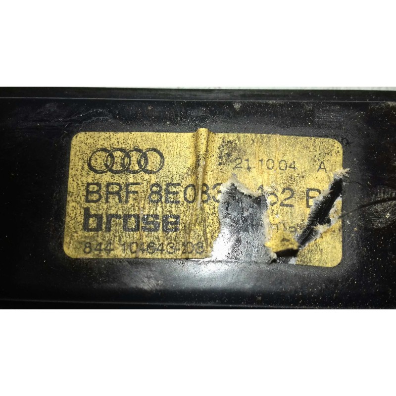 Recambio de elevalunas trasero derecho para audi a4 berlina (8e) 2.0 tdi 16v (103kw) referencia OEM IAM   ELECTRICO