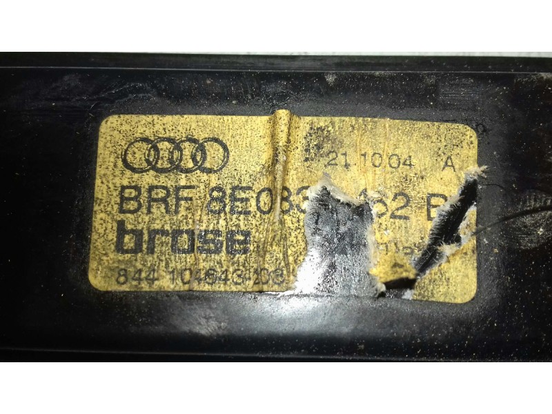 Recambio de elevalunas trasero derecho para audi a4 berlina (8e) 2.0 tdi 16v (103kw) referencia OEM IAM   ELECTRICO