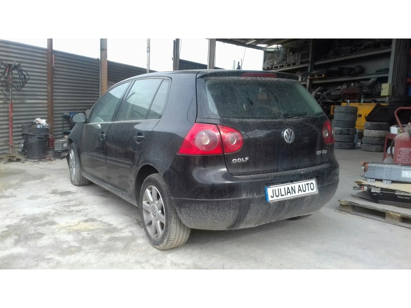 volkswagen golf v berlina (1k1) del año 2006