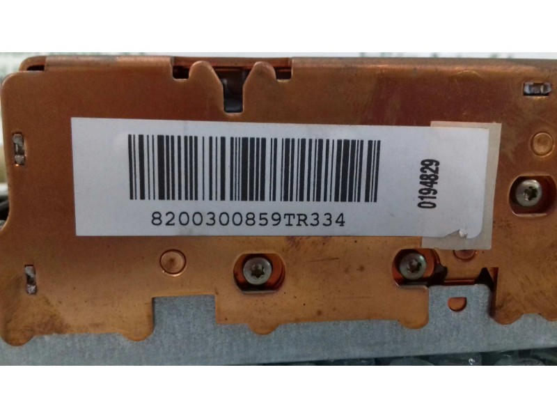 Recambio de sistema audio / radio cd para renault scenic ii authentique referencia OEM IAM 8200300859 8200300859TR334 