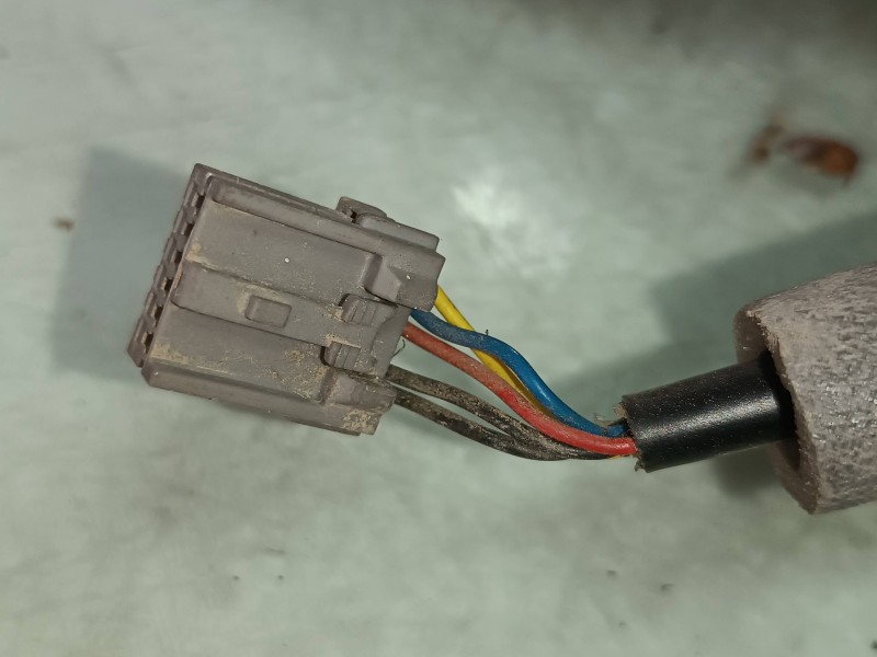 Recambio de retrovisor izquierdo para nissan almera tino (v10m) ambience referencia OEM IAM 015541  ELECTRICO