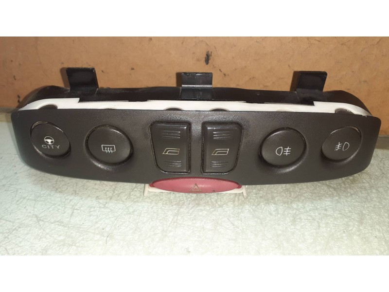 Recambio de mando multifuncion para fiat grande punto (199) 1.2 cat referencia OEM IAM A223  WARNIT