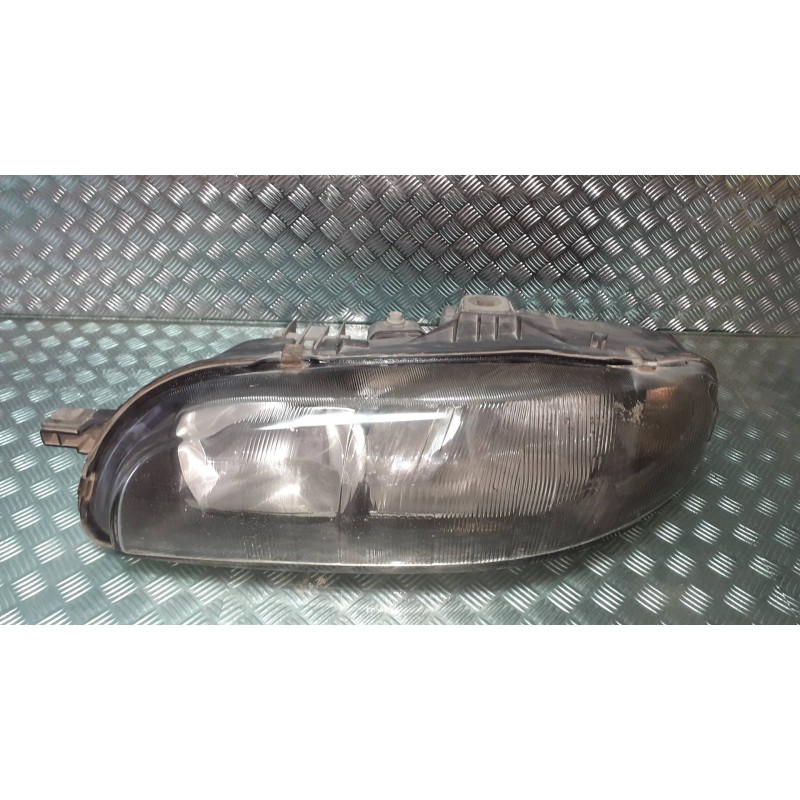 Recambio de faro izquierdo para fiat brava (182) jtd 105 / 100 clima referencia OEM IAM 88201557  