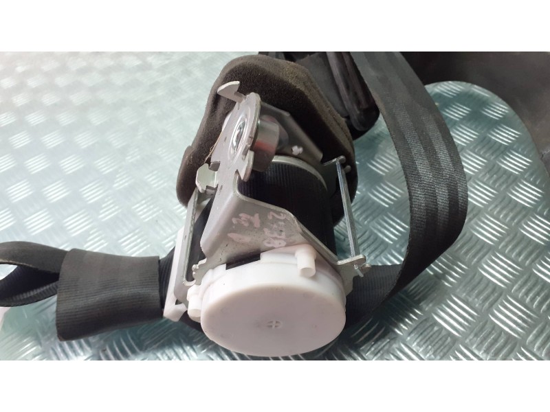 Recambio de cinturon seguridad trasero derecho para peugeot 308 style referencia OEM IAM 98087918XX 33017492B 33035173