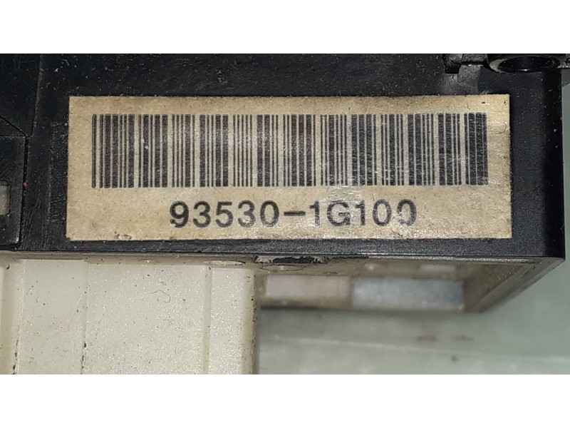 Recambio de mando retrovisor para kia rio 1.5 crdi active referencia OEM IAM 202005064 935301G100 REGULACION