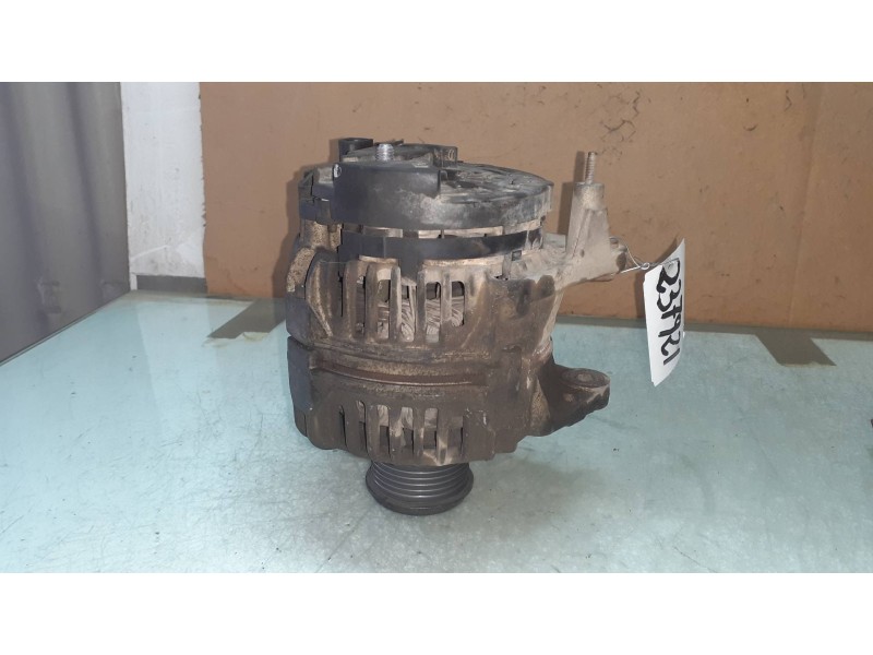 Recambio de alternador para ford galaxy (vy) ambiente referencia OEM IAM 038903023L BOSCH 